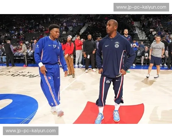 巨星闪耀，恩怨情仇：快船与76人，一场不容错过的巅峰对决！